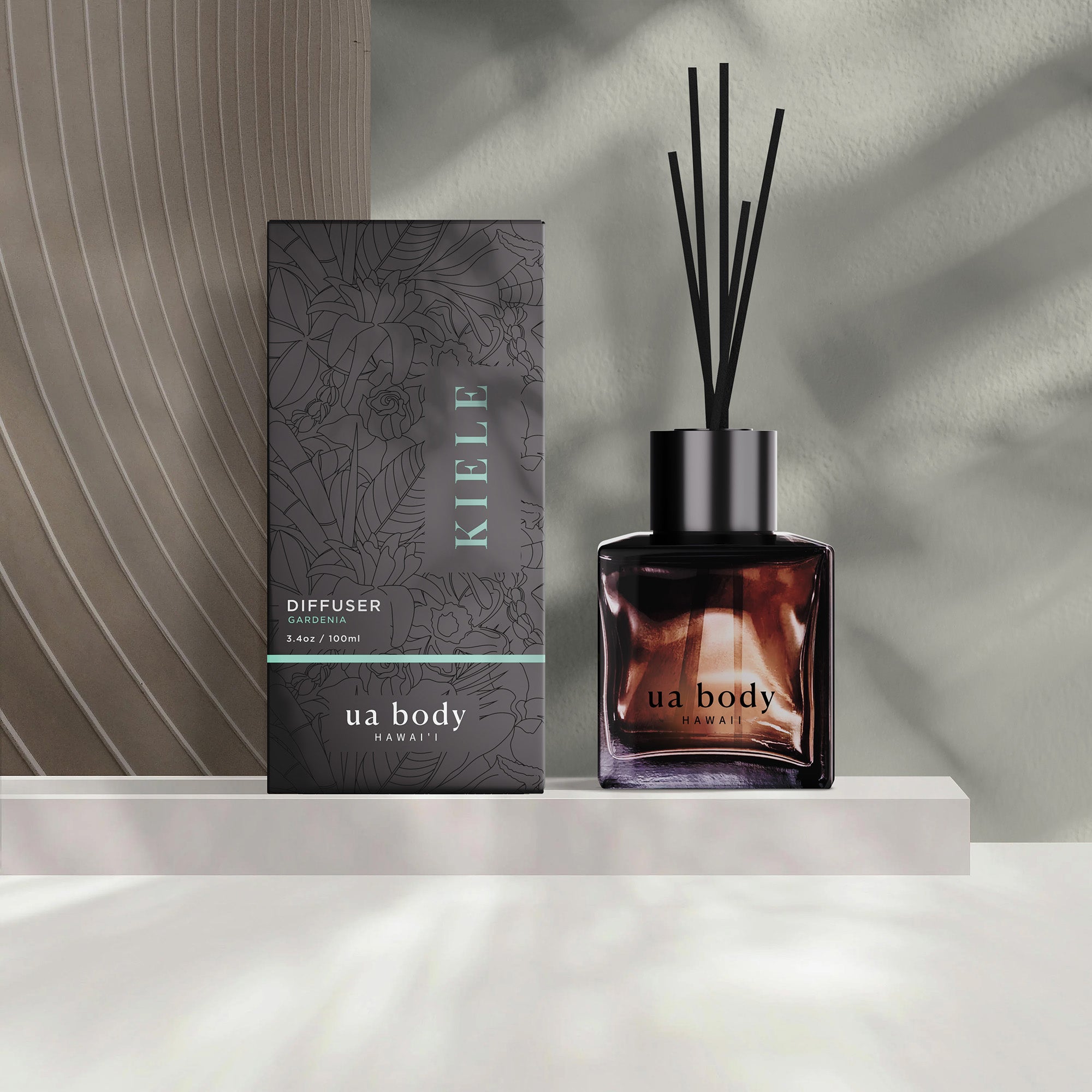 Kiele Gardenia Diffuser glass with packaging studio photography
